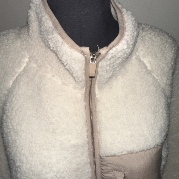 Outdoor Collection Sherpa Fleece Zip Up Ivory Size L Contrast Pockets - Picture 9 of 13